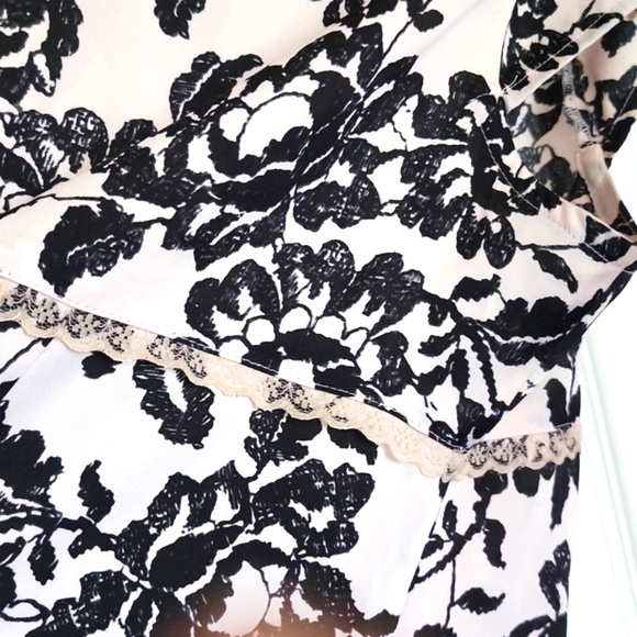 Jones New York. Womens Top Size 14 P Lightweight Light Pink Color - Picture 4 of 7